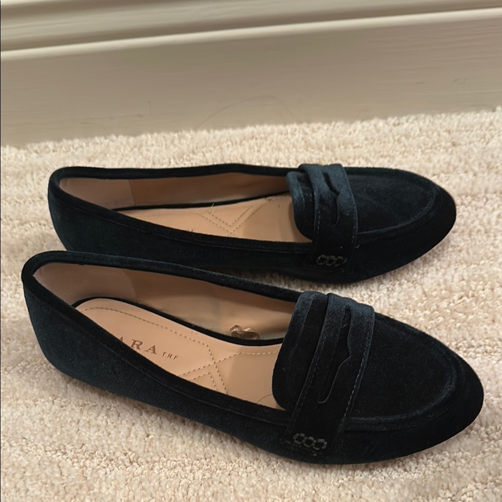 Zara Dark Green Suede Flats Timeless Loafers
